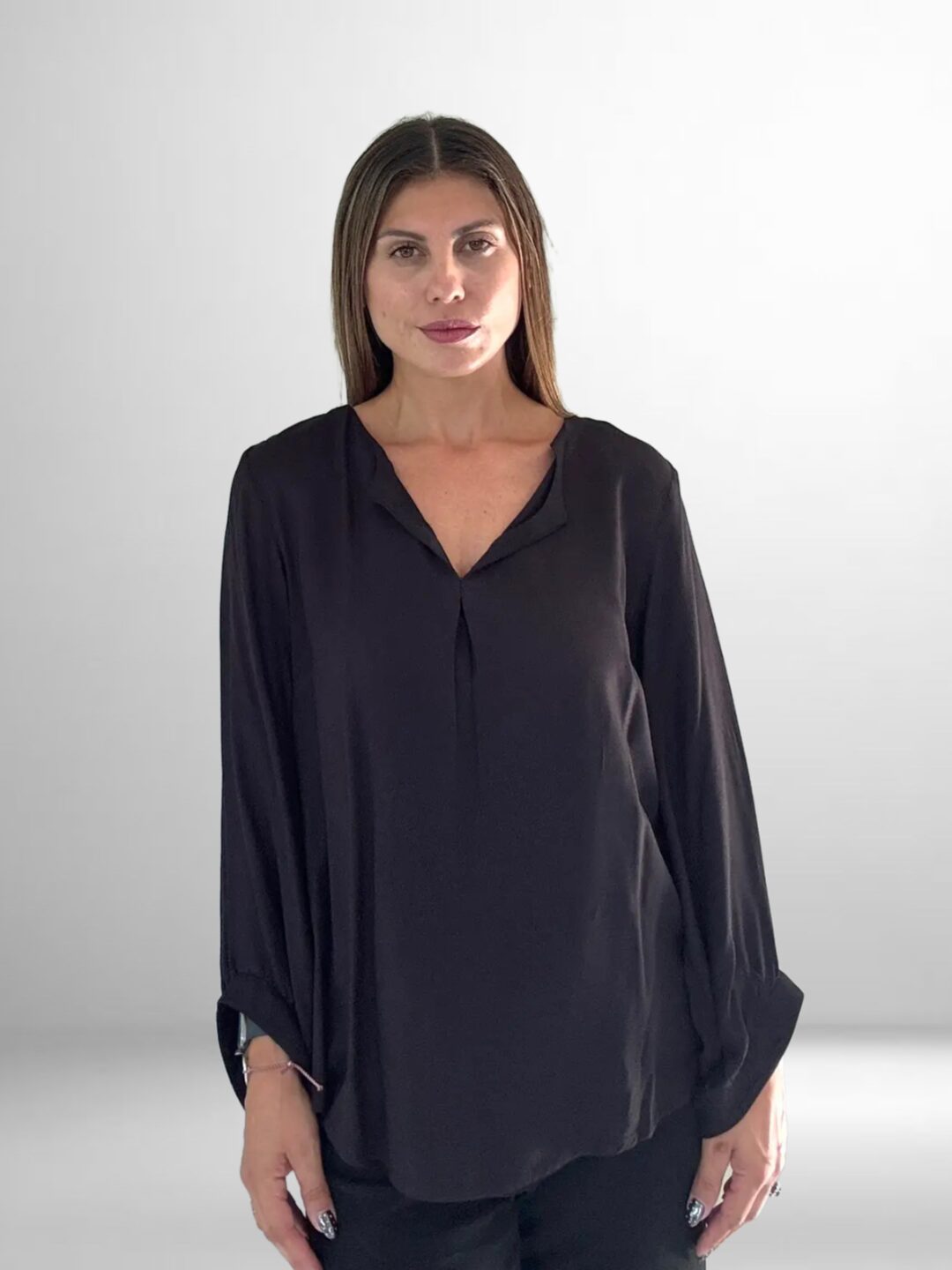 Flowy V-neck blouse black innocent