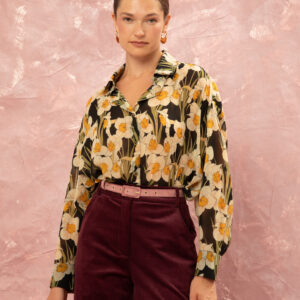 we are oversized chiffon shirt narcissus black close up