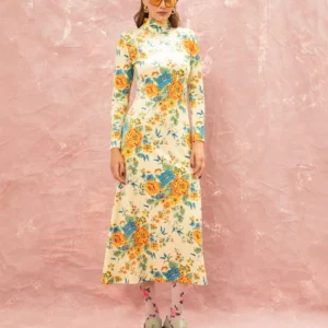 Maxi floral φόρεμα Tapetsaria Cream WE ARE με ζιβάγκο και μακριά μανίκια – μπροστινή όψη