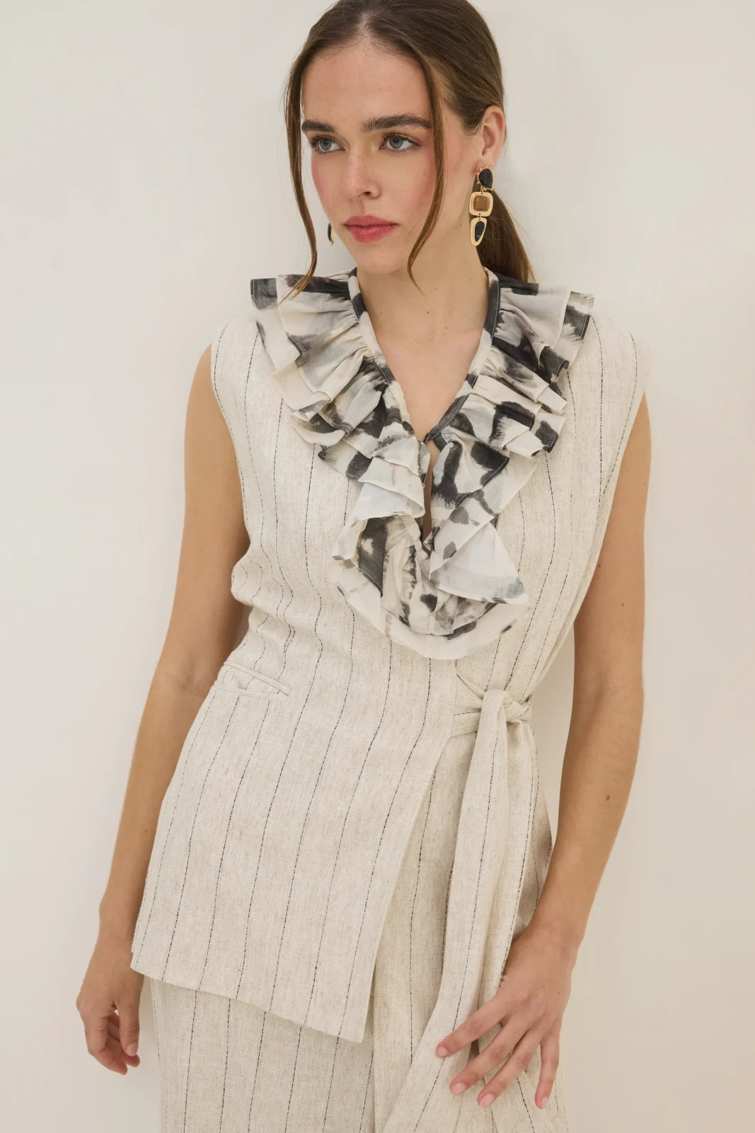 Innocent Sand Stripe belted vest beige