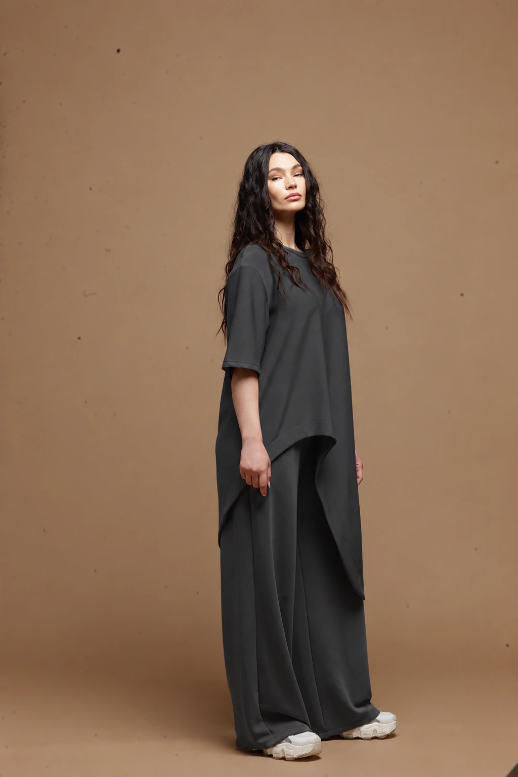 asymmetric charcoal women top Tag Modest Clothing Fela Top side view