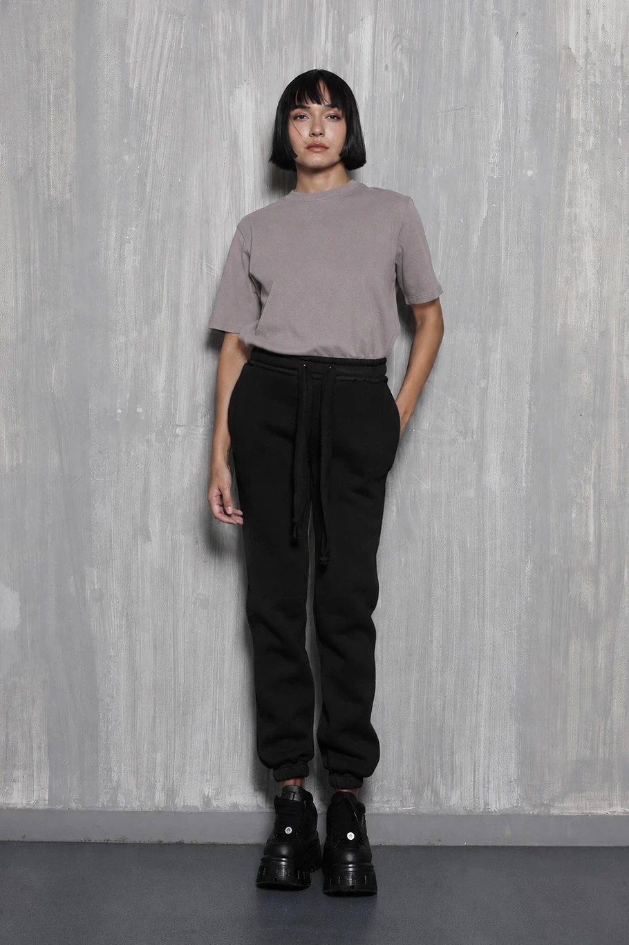 jogger pants black women Tag Modest Clothing Penteli front view