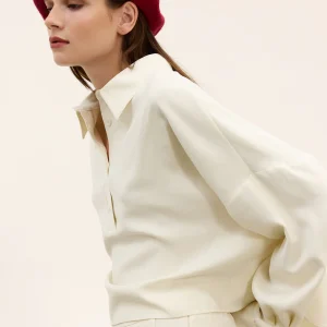 Innocent Mila off-white shirt on model, close-up of collar, buttons and sleeve